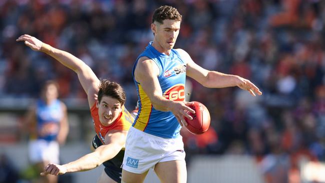 Sam Flanders continued his excellent run of form for the Suns. Picture: Brett Hemmings/AFL Photos/via Getty Images