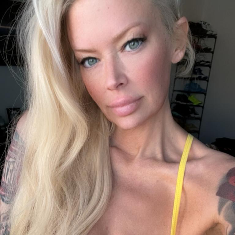 Fans have shared their concerns for the former porn star. Picture: Instagram/jennacantlose