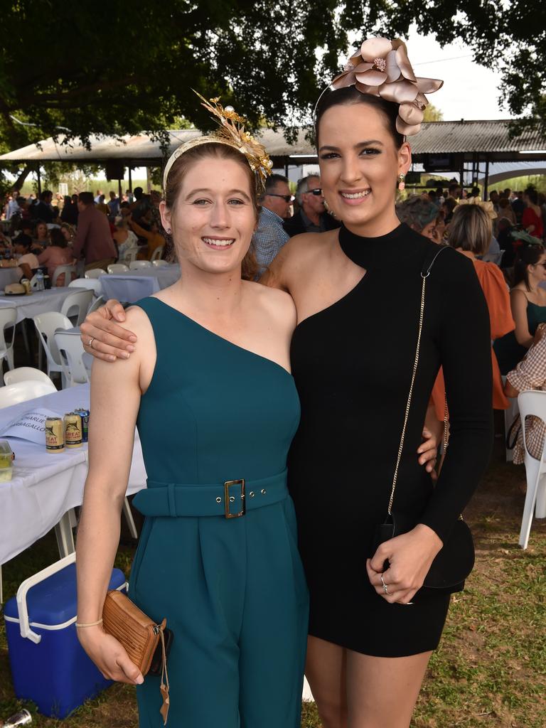 GALLERY: Punters flock to Burdekin Growers Raceday | Townsville Bulletin