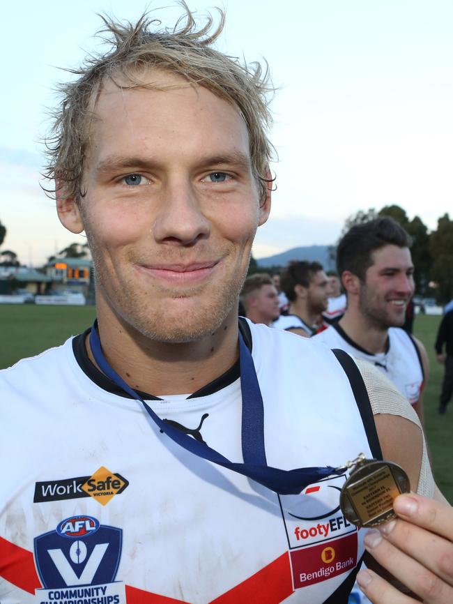 Leigh Williams with his best-on-ground medal last year. Picture: Stuart Milligan