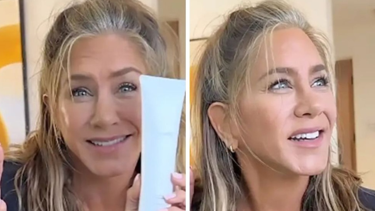 Jennifer Aniston praised for showing off gorgeous grey hair: Refreshing  | news.com.au — Australias leading news site