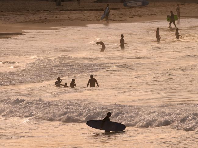 It could be the last day in April for people to enjoy some sunshine and warm weather. Picture: NCA NewsWire / James Gourley