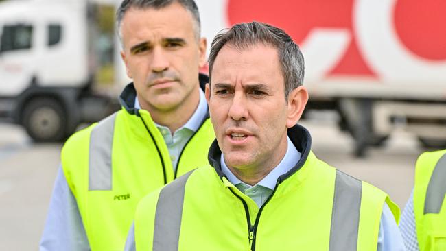 Federal Treasurer Jim Chalmers flanked by SA Premier Peter Malinauskas this week. Picture: Brenton Edwards