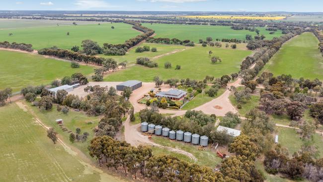 Three parts of Boort property, Longview, have been sold through auction.