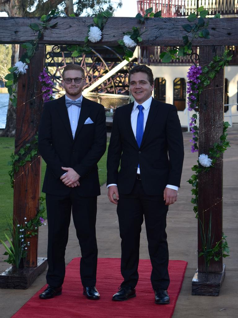 Mannum Community College students enjoyed their school formal at The Murray Princess on June 18. Picture: Michelle Mitchell. Mannum Community College.