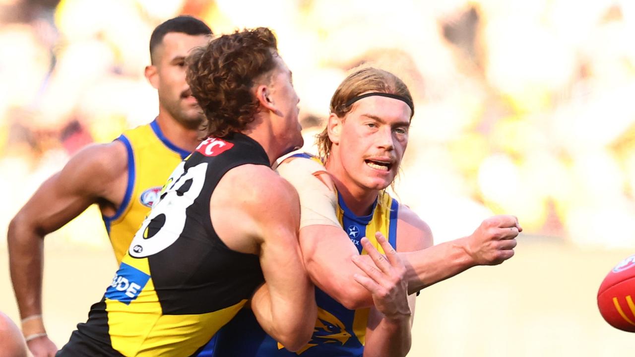 Tigers-Eagles battle of the young guns heads down to the wire