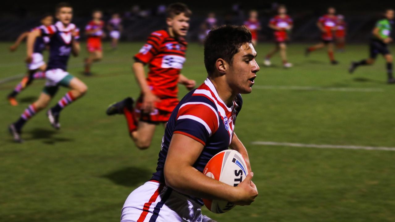 Zac Fittler in action in rugby league.