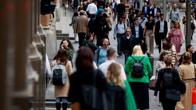 SYDNEY, AUSTRALIA - NewsWire Photos SEPTEMBER 12, 2024: City workers make the morning commute on Thursday. Picture: NewsWire / Nikki Short