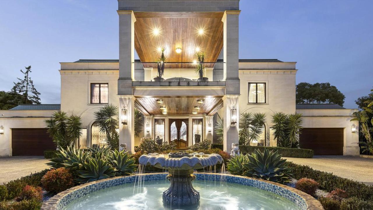 A fountain welcomes visitors to 3 Wayamba Place, Templestowe.