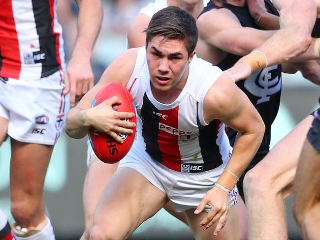 MELBOURNE, AUSTRALIA - AUGUST 07: Jade Gresham of the Saints runs with the ball during the round 20 AFL match between the Carlton Blues and the St Kilda Saints at Melbourne Cricket Ground on August 7, 2016 in Melbourne, Australia. (Photo by Scott Barbour/Getty Images)