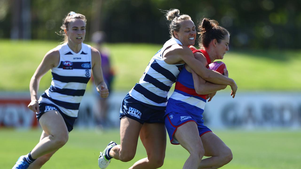 AFLW 2020: Renee Garing stars with three goals for Geelong in new ...