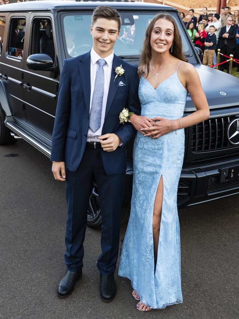 Reiko Vermeulen partners graduate Victoria Richards at Concordia Lutheran College valedictory dinner red carpet arrivals at Redlands campus, Friday, September 16, 2022. Picture: Kevin Farmer