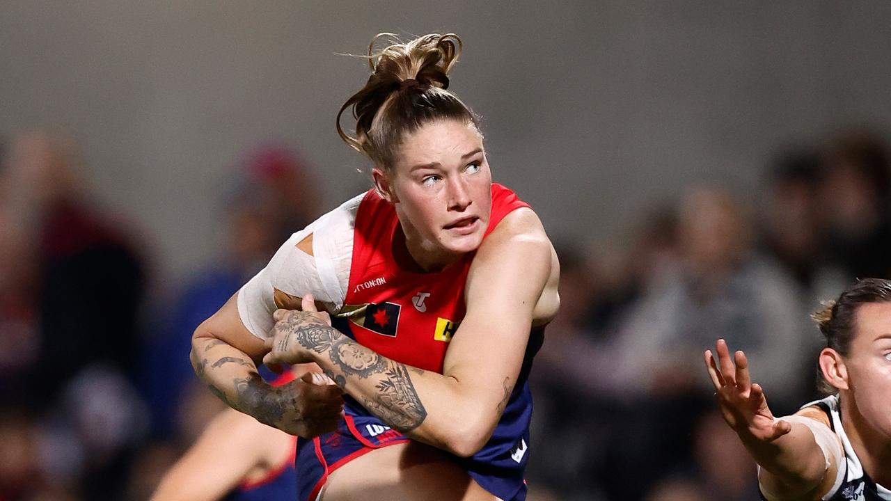 Tayla Harris faced a choice between staying at Melbourne or moving to a fourth club in Hawthorn has trade negotiations dragged towards Wednesday’s deadline. Picture: Michael Willson / Getty Images