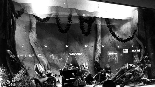 1980. Christmas windows at Myer. Melbourne.