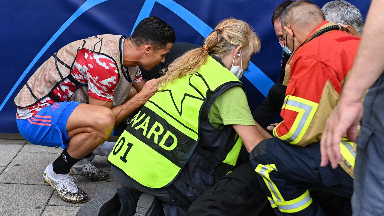 Why Cristiano Ronaldo gave his shirt to a steward after Young Boys