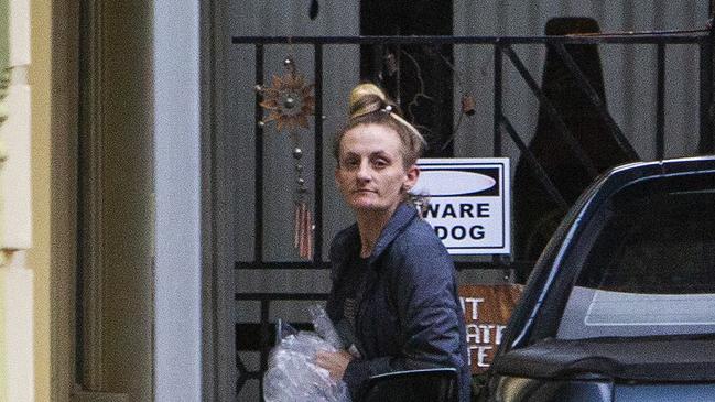 Emma Jade Short, arrives with supporters at her bail address in Freeling, SA. Emma Short is charged with criminal neglect of her son *Jimmy. Photographer NCA NewsWire