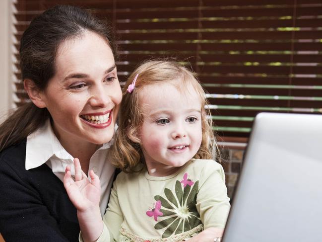 Mums can combine maternity leave with keeping their career alive.