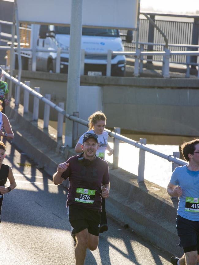 Run the Bridge Fun Run 2020 across Tasman Bridge. Picture: RICHARD JUPE