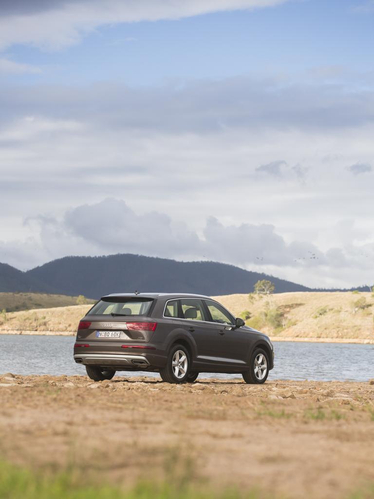 2016 Audi Q7 Review