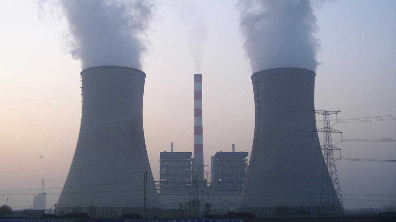 A coal-fired power plant at Kaifeng in central China's Henan province