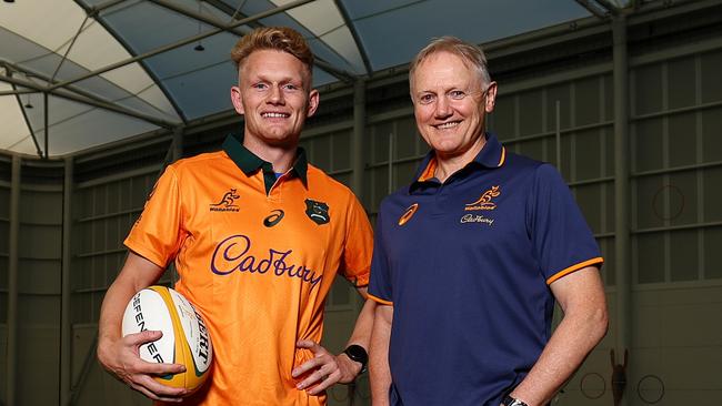 Adam Treloar of the Bulldog and Wallabies head coach Joe Schmidt (Photo by Morgan Hancock/Getty Images)