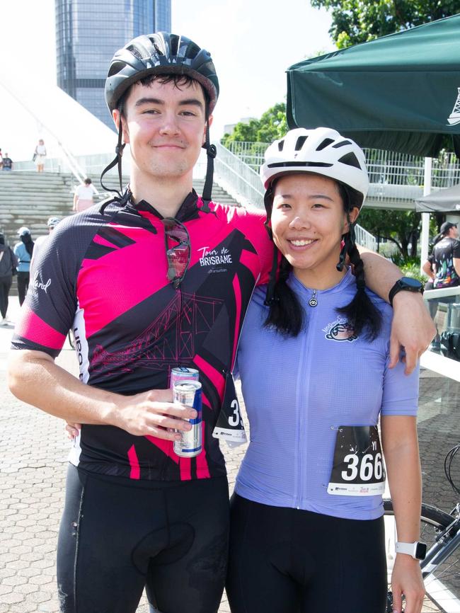 Thousands of cyclists took to the streets of the river city on Sunday for the Tour de Brisbane. \Photo: Grace Kessels.