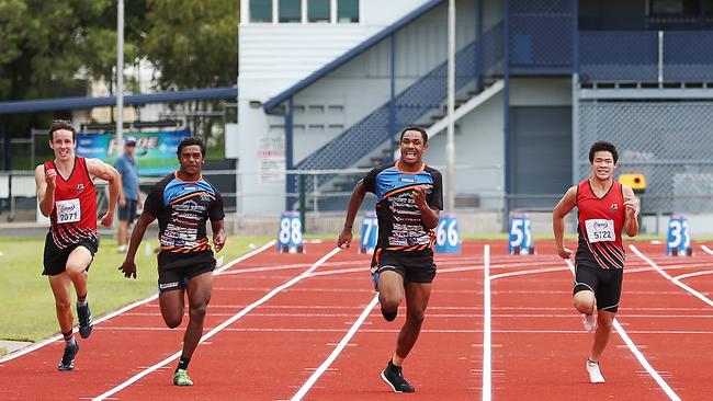 Hamiso Tabuai-Fidow wins a footrace to open the new running track at Barlow Park in 2018. Picture: BRENDAN RADKE