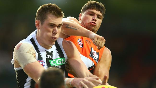 Jon Patton spoils Mason Cox in Canberra. Pic: Getty Images