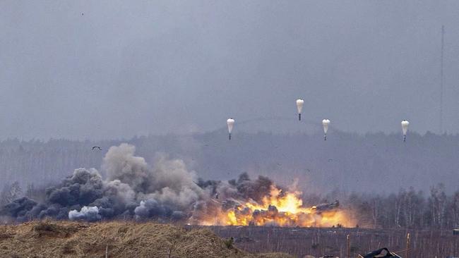 Joint exercises of the armed forces of Russia and Belarus as part of an inspection of the Union State's Response Force, at a firing range near Brest.