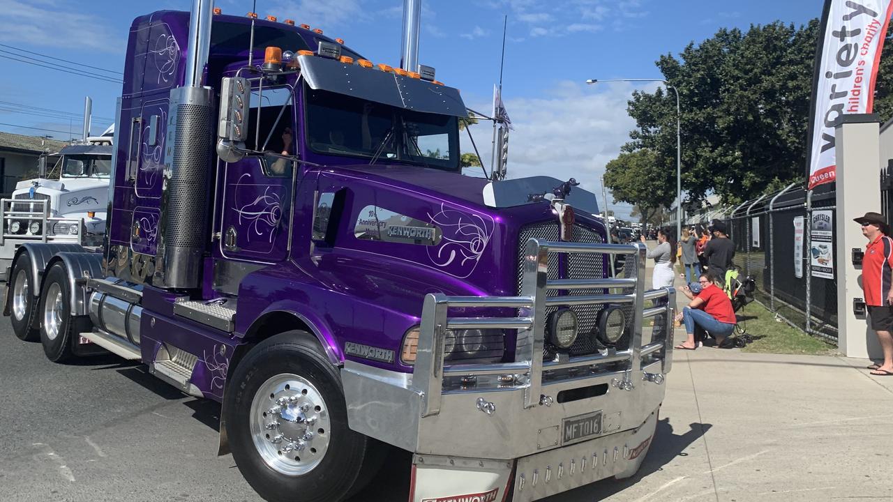 Trucks drive into the Mackay showgrounds for Konvoy for Kids.