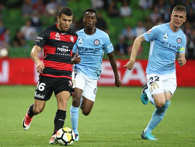 Jaushua Sotirio was on the scoresheet as the Wanderers continued their unbeaten start.