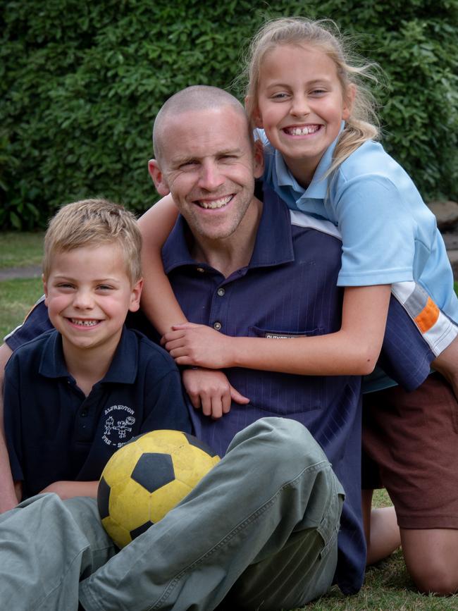 Mr Ashby with his children, Patrick and Eliza. Picture: Jay Town