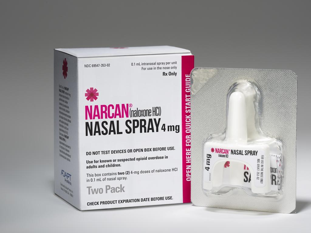 Naloxone HCI can reverse the effects of strong opioids. This active ingredient is commonly found in Narcan.