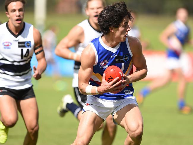 Adam Cerra works his way through traffic for Eastern Ranges earlier this year. Picture: David Smith