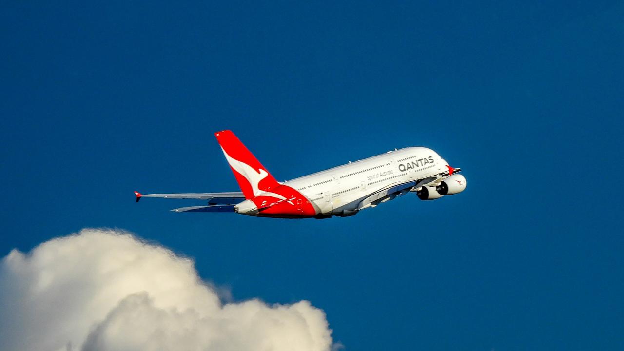 On-board emergency prompts Qantas diversion to Baku