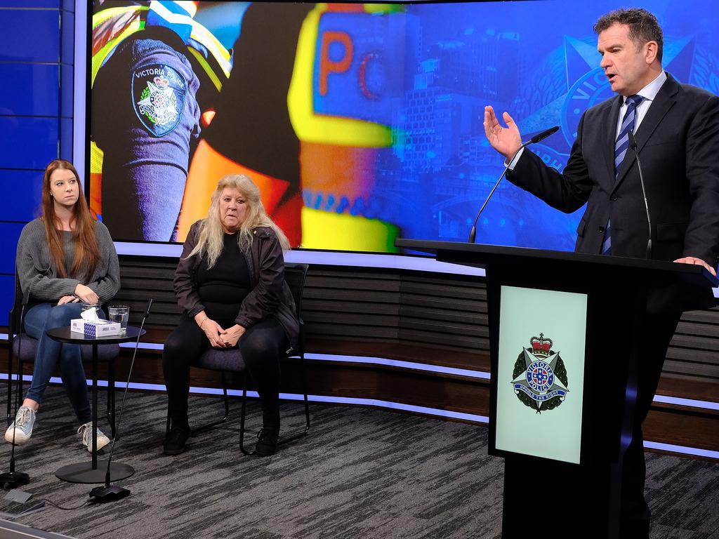 Inspector Andrew Stamper addresses the media alongside Brendon Farrell's sister Simone Hellyer and mother Valery Hellyer. Picture: NCA NewsWire / Luis Ascui