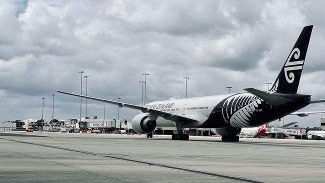 An Air New Zealand flight gets set to depart Melbourne Airport. Picture: Adam Daunt