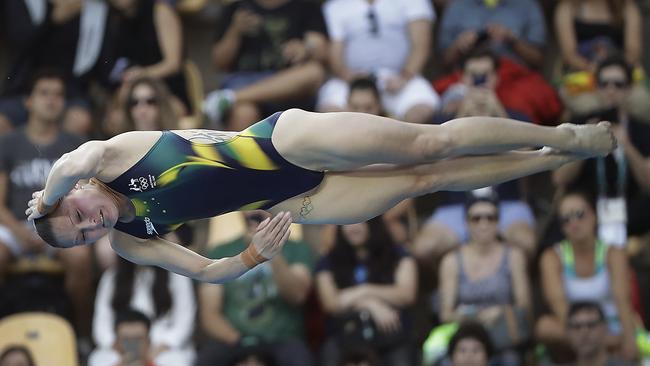 Australia's Melissa Wu competes during the women's 10-meter platform diving final in the Maria Lenk Aquatic Center at the 2016 Summer Olympics in Rio de Janeiro, Brazil, Thursday, Aug. 18, 2016. (AP Photo/Wong Maye-E)