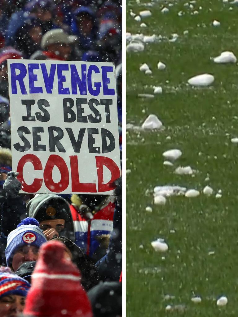 Before dramatic Buffalo Bills victory, game was paused due to fans throwing  snowballs onto field