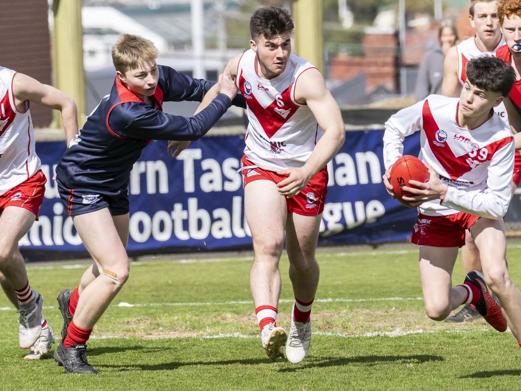 STJFL Grand finals U18 Boys Clarence v North Hobart at North Hobart Oval. Picture: Caroline Tan