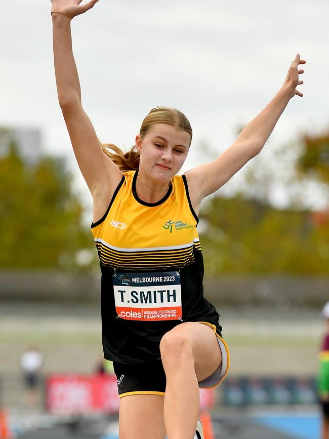 Lily Smith (TAS) competes in the Girls Under 15 Heptathlon.