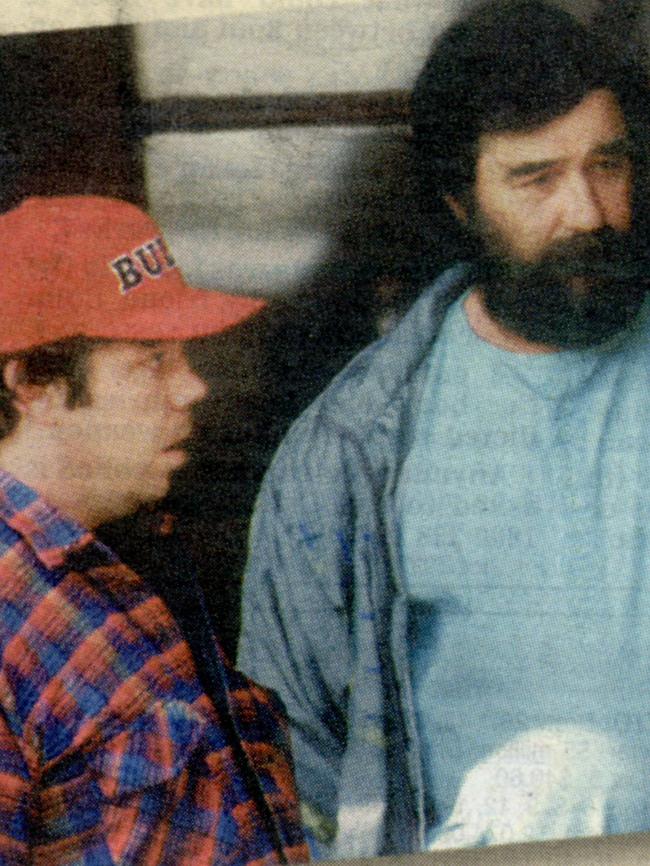 Drug dealer David McLennan (left) and drug gang leader John Higgs (beard). 