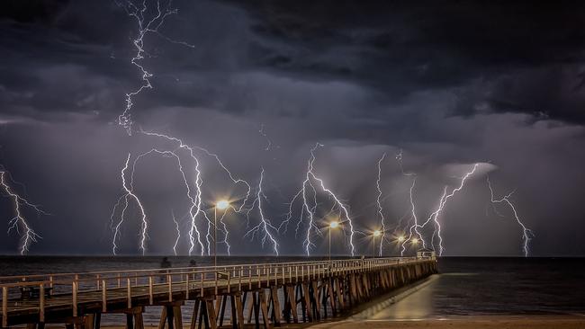 The first week of 2024 is set to bring lightning, according to the BoM. Picture: Emma Fleetwood