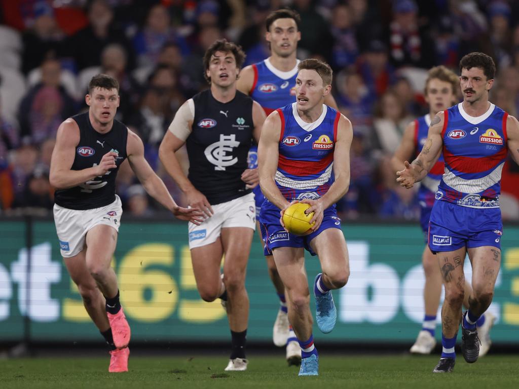 Bailey Dale did as he pleased in the first half. Picture: Darrian Traynor/AFL Photos