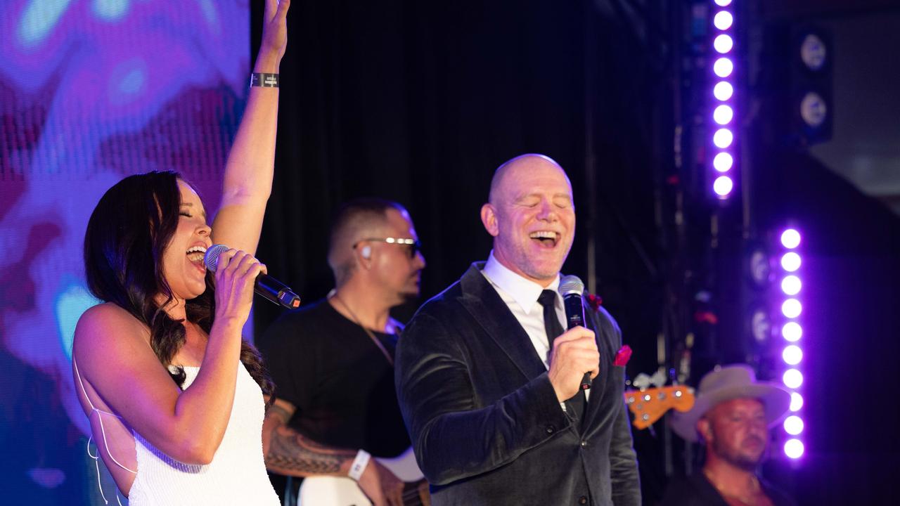 Nicole Slater and Mike Tindall at the Gold coast Magic Millions karaoke sing Shallows. Picture: Luke Marsden