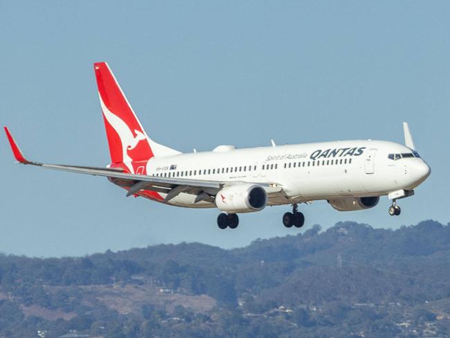 ADELAIDE, AUSTRALIA - NCA NewsWire Photos - MAY 01 2024: ADELAIDE AIRPORT PLANE  QANTAS GENERICS. Picture: NCA NewsWire / Ben Clark