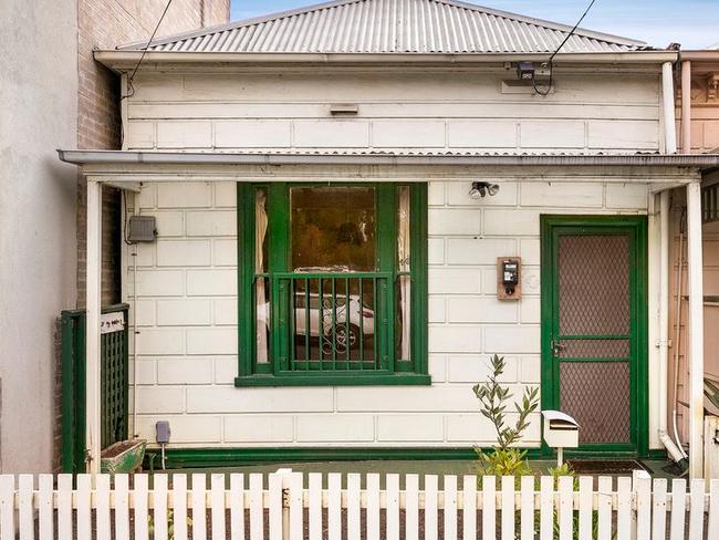 Hovel: Port Melbourne. Sold at auction for $980,000.