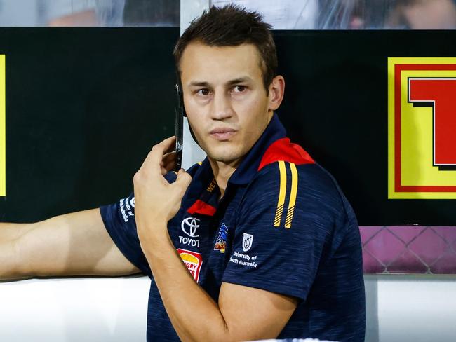 DARWIN, AUSTRALIA - JUNE 03: Tom Doedee of the Crows is seen with an injured knee during the 2023 AFL Round 12 match between the Gold Coast Suns and the Adelaide Crows at TIO Stadium on June 3, 2023 in Darwin, Australia. (Photo by Dylan Burns/AFL Photos via Getty Images)