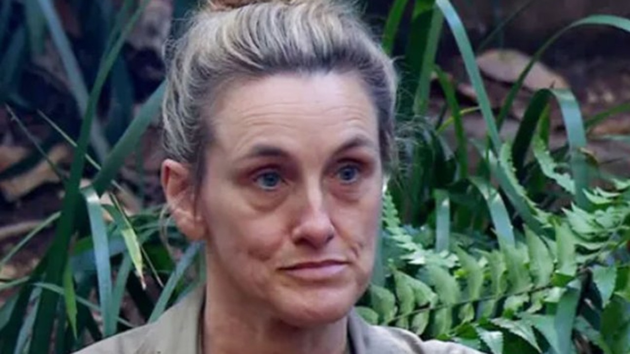 Grace Dent Quits Im A Celeb And Flees Australia Herald Sun 