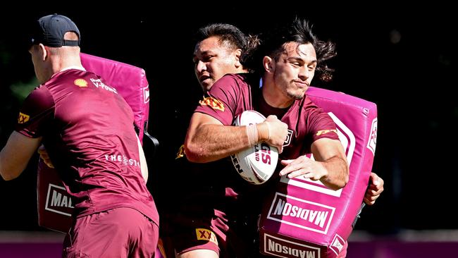 Josh Papalii and Tino Fa’asuamaleaui are both eligible to play for Samoa. Picture: Bradley Kanaris/Getty Images